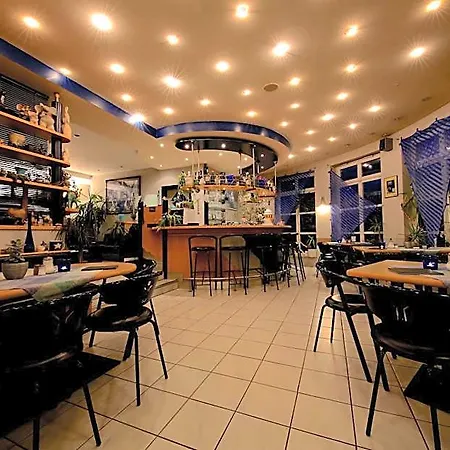 查萨拉酒店