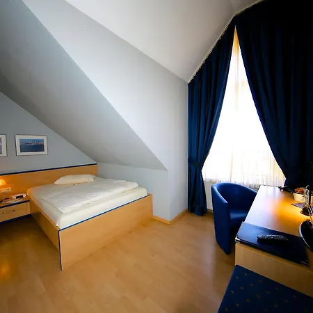 Chassalla Otel